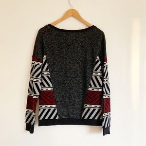 Sanctuary Colorblock Gray Sweatshirt Sweater with Aztec Print Accent Size XS